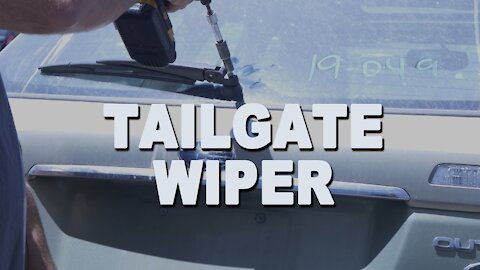 Tailgate Windshield Wiper Removal - 2006 Subaru outback