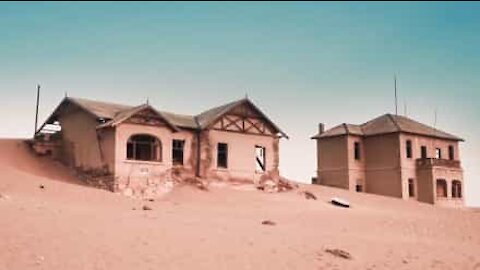 Oppdag Kolmanskop: Den namibiske spøkelsesbyen hvor tiden står stille