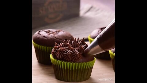 Cream cheese bitumen with chocolate