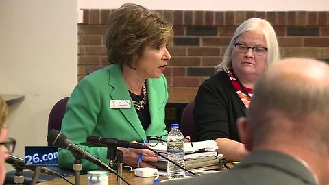 Petition: Board must fire Green Bay Area Public Schools Superintendent