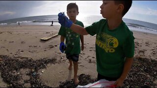 Group cleans up beach after Hurricane Dorian impacts Boynton Beach