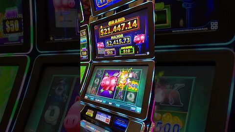 I LOVE ALL THESE BIG PIGGIE WINS!!! #slots #bonusfeature #slotwin #casinogame #slotmachine #jackpot