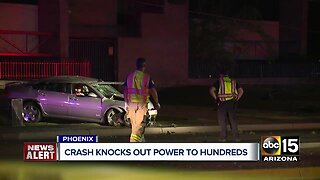 Crash knocks out power to thousands in Phoenix
