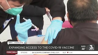 Rep. Axne expands access to COVID-19 vaccine in Iowa
