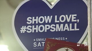 Small shops cash in on last-minute holiday sales