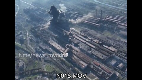 Russian air force tears apart Azov nationalist positions at the Azov Steel industrial complex in