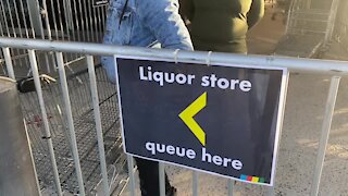 SOUTH AFRICA - Cape Town - Coronavirus - Liquor sales re-open under lockdown 3(Video) (xXQ)