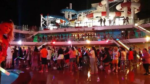 80s Glow Dance Party on Carnival Horizon Sept 29 2022