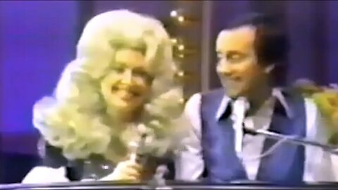 Dolly Parton & Ray Stevens - "Searchin'" (Live on The Dolly Show, 1976)