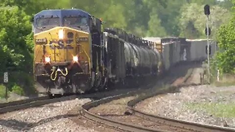 CSX M634 Manifest Mixed Freight/Trash Train from Berea, Ohio May 27, 2023