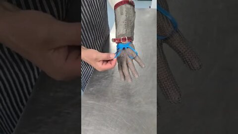 How to utilise a chain mail glove tensioner/spider with Franco