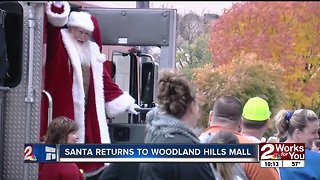Santa returns to Woodland Hills Mall