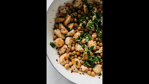 Chicken & Chickpeas recipe | Quick 15 min recipe for lunch, snacks and dinner