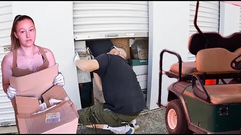 DOOR CLOSED and I LOST but WON in $1200 Abandoned storage auction unit locker