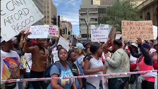 South Africa - Johannesburg - Residents from Nomzamo Protest outside the Johannesburg High Court for Electricity (pyw)