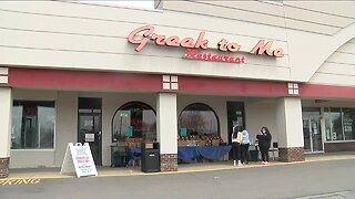 Local restaurant 'Greek to Me' opens sidewalk produce market