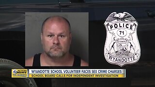 Wyandotte school volunteer faces sex crime charges