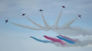 Amazing air show display from the Red Arrows at Rhyl