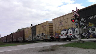 Manifest Train 397 CN 2260 CN 2508 & CN 2686 Westbound In Sarnia