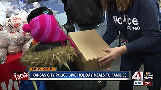 KCPD gives away free hams, sides for holiday meal