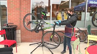 GoBike Buffalo hosts mobile repair shops