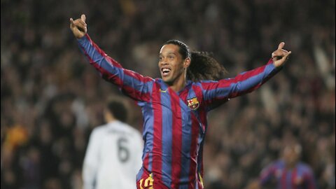 Ronaldinho: 14 trucos ridículos que nadie esperaba. *MEJORES*