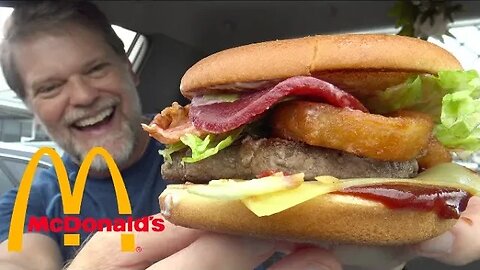 McDonalds Aussie Angus With Onion Rings Burger Review
