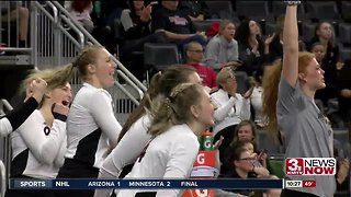 UNO Volleyball falls to Denver 3-2