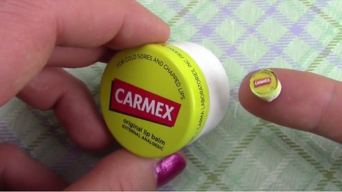 How to make a miniature lip balm
