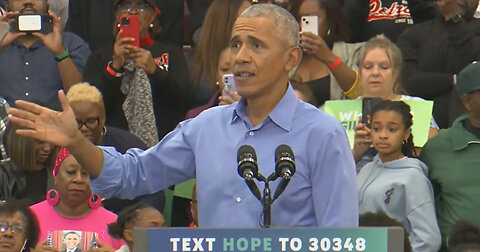 Protester Heckles Obama During Campaign Rally for Dem Governor