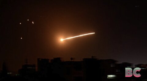 Alleged Israeli airstrikes target southern Syria, Damascus twice