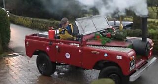 Crafty man develops a steam-powered Land Rover