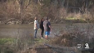 One person dead, one hospitalized after kayak tipped at Grant Lake