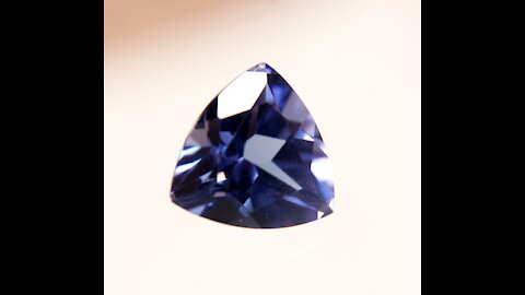 Tanzanite Look Alike Czochralski Pulled Forsterite Trillion