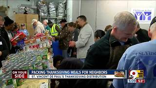 Packing Thanksgiving meals for neighbors