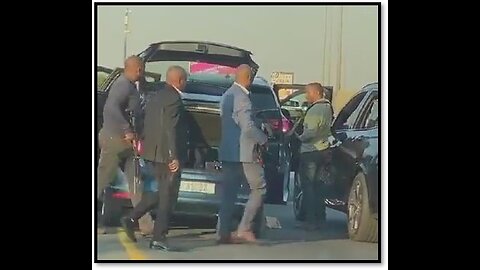 Daylight thuggery in Johannesburg as "VIP" protection services assault motorists in South Africa