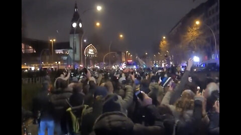 Hamburg, Germany: Thousands tonight, millions worldwide rallied today against covid tyranny