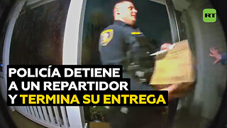 Policía termina la entrega que hacía un repartidor al que arrestaron