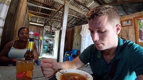 Lunch In The Forgotten Coast of Colombia 🇨🇴