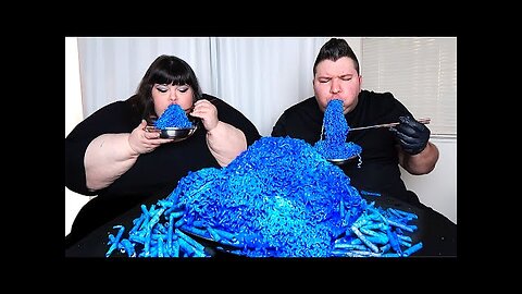 EXTREME BLUE TAKIS FIRE NOODLES WITH HUNGRY FAT CHICK • Mukbang & Recipe