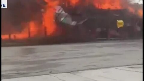 Amtrak crash: Video shows truck hit at full speed by train in Oakland (reaction)