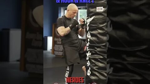 Heroes Training Center | Kickboxing & MMA "How To Double Up" Hook & Uppercut & Hook & Knee 1 #Shorts