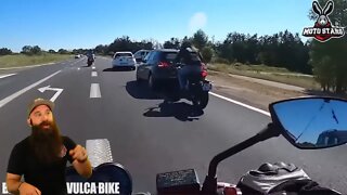 motorcyclist fails at leap frog