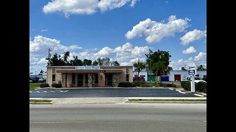 For Lease in Cape Coral, Florida - 2,009 SF Stand Alone Veterinary Clinic