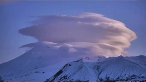 Kamchatka, life begins, respect for nature 1