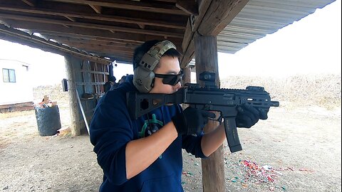 Range Day 1 With CZ Scorpion Micro and Sig P320 Spectre Pistol