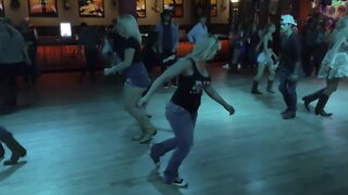 Dixie Roadhouse Country Line Dancing 5-25-22