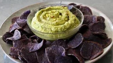 Green No-Bean Hummus: A Healthy Twist