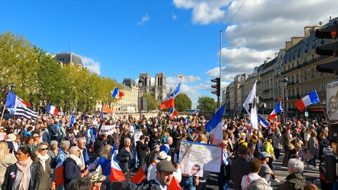 Manifestation au départ du Palais Royal à Paris le 17 Septembre 2022 - Vidéo 4