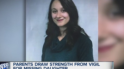 Parents draw strength from vigil for missing Danielle Stislicki